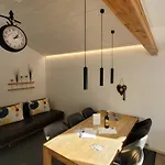 Haus Idili Apartman *